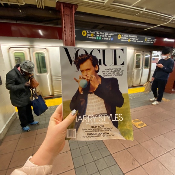 Meet your Posher, Arina - Picture 2 of 3